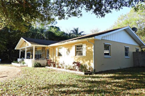 5605 Winter Garden Pkwy, Fort Pierce, FL 34951-1840