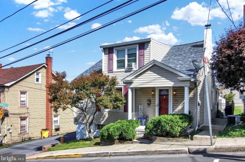 30 Haven St, Schuylkill Haven, PA 17972-1138