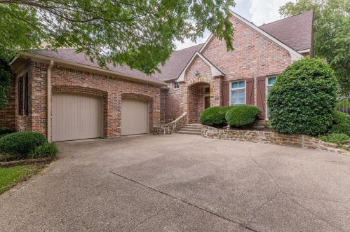 2109 Castle View Rd, Midlothian, TX 76063-5333