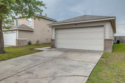 9343 Norwood Trails Dr, Humble, TX 77396-3077
