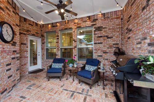 6232 Winter Park Dr, Fort Worth, TX 76180-5355