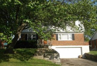 3906 Woodsong Dr, Cincinnati, OH 45251-1947
