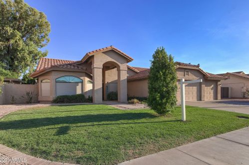 425 Page Ave, Gilbert, AZ 85234-6413