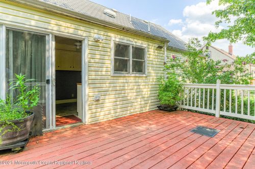 43 Piersoll Rd, Old Bridge NJ  08857-1536 exterior