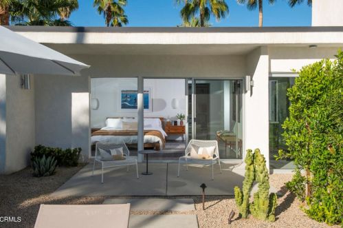 2055 Palm Canyon Dr, Palm Springs CA  92262-2921 exterior