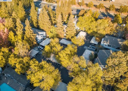 7120 Cross Creek Cir, Pleasanton CA  94568-3894 exterior