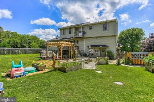 12090 Cross Roads Ave, Cross Roads PA  17322-8783 exterior