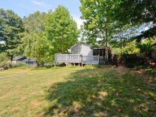 1330 Oak Grove Rd, Winston Salem, NC 27103-4815