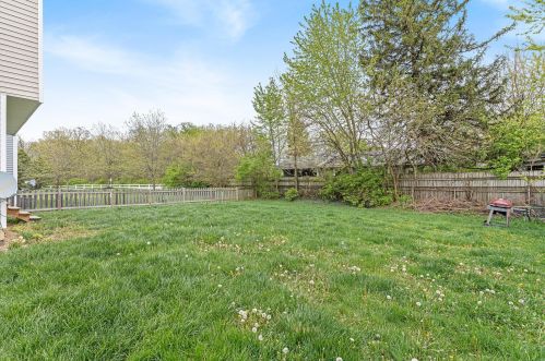 3963 Snowshoe Ave, Darbydale OH  43123-1372 exterior