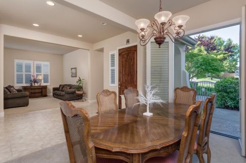 1717 Terracina Dr, Folsom CA  95762-5409 exterior