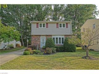 38258 Poplar Dr, Willoughby, OH 44094-7557