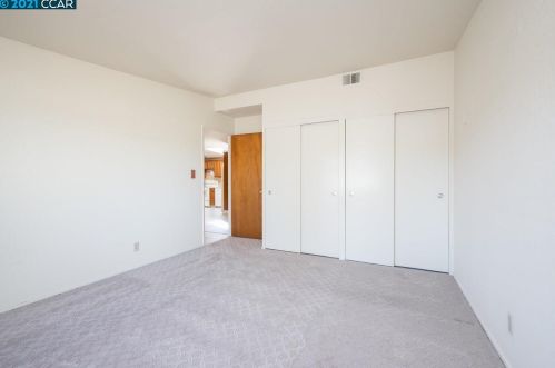 1737 El Toro Way, Pinole CA  94564-2116 exterior