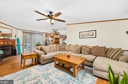 12044 Browntown Rd, Gordonsville, VA 22942-9012
