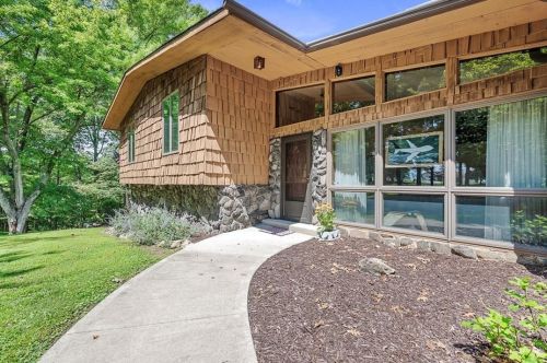 25 Agostoni Rd, Eighty Four, PA 15330-2403