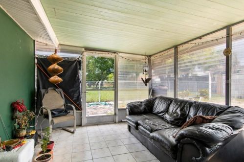 7323 Star Dust Dr, Port Richey FL  34668-2828 exterior