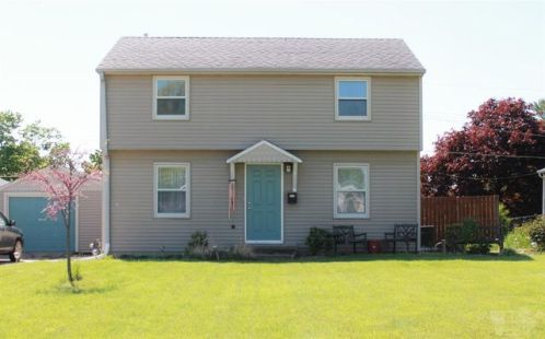 405 20th St, Lambs Grove, IA 50208-4111