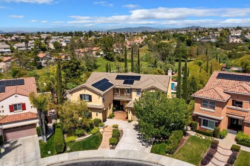 32862 Pine Cir, Temecula CA  92592-1369 exterior