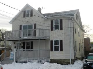135 Taft Ave, Bridgeport, CT 06606-5527