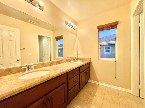 37245 Parkway Dr, Beaumont CA  92223-8104 exterior