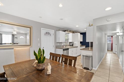 5542 24th St, Tucson, AZ 85711-5512