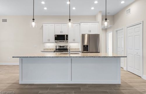 2227 2 Ter, Cape Coral FL  33990-1024 exterior