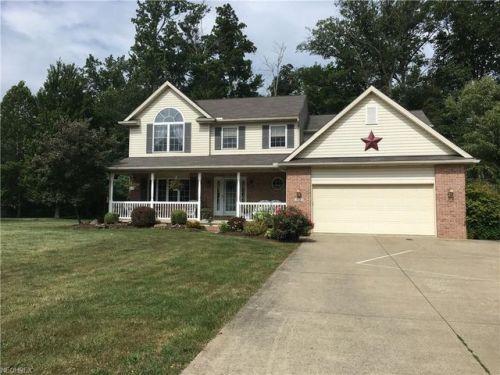138 Timber Ridge Dr, Elyria, OH 44035-8797