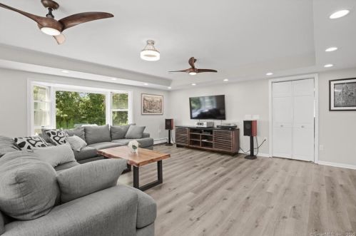 25 Adams Ave, Milford CT  06460-6501 exterior