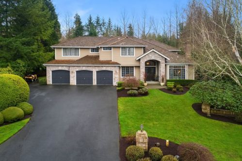20100 218th Ave, Woodinville, WA 98077-7145