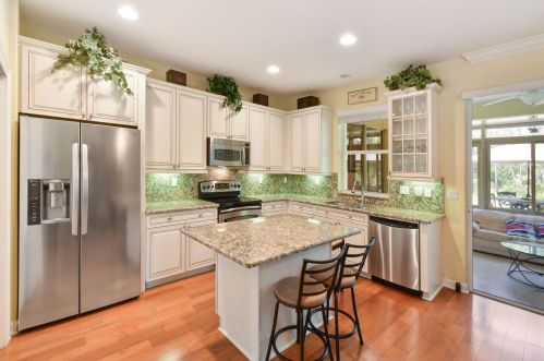 6044 Turn Leaf Trl, Hobe Sound, FL 33455-8317