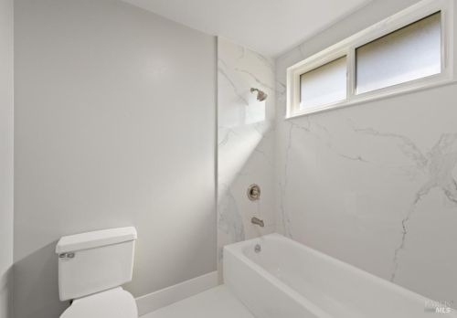 527 San Juan St, Santa Rosa CA  95409-2802 exterior