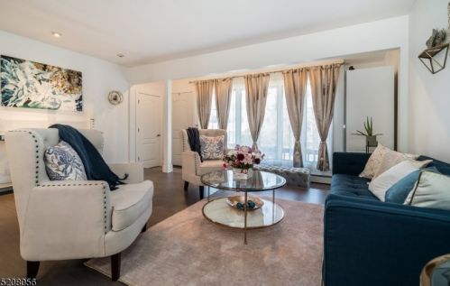 10 Overlook Ave, West Paterson NJ  07424-1917 exterior
