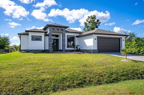 3017 11th St, Lehigh Acres FL  33976-3042 exterior