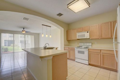 9694 Porta Leona Ln, Boynton Beach FL  33472-2774 exterior