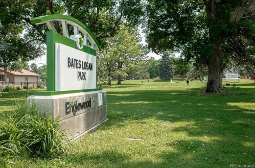 2957 Logan St, Englewood CO  80113-1635 exterior