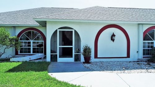517 Marby Rd, Lehigh Acres, FL 33936-7558