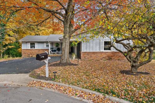 140 Glenwood Cir, Wilmington, OH 45177-2511