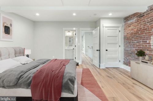 1332 Independence Ave, Washington DC  20003-2365 exterior