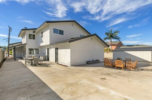 4015 Palmyra Ave, Orange CA  92869-3925 exterior