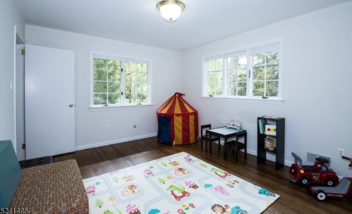 83 Rutgers Ave, Berkeley Heights NJ  07922-1950 exterior