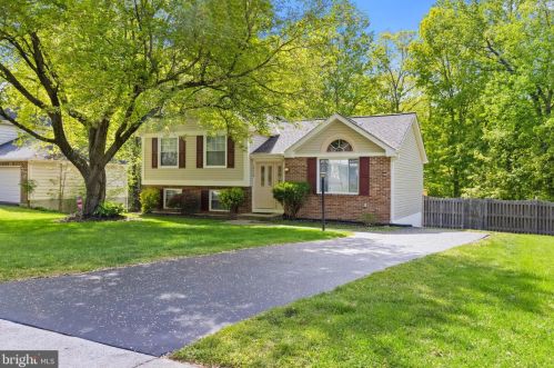 16136 Olmstead Ln, Woodbridge, VA 22191-4424