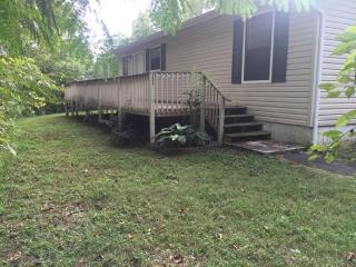 1055 Mark Ann Ln, Pigeon Forge TN  37862-4617 exterior