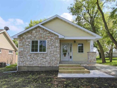 6410 Lafayette Rd, Raymond, IA 50667-9158
