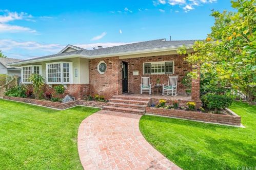 6728 Huntdale St, Long Beach, CA 90808-3029