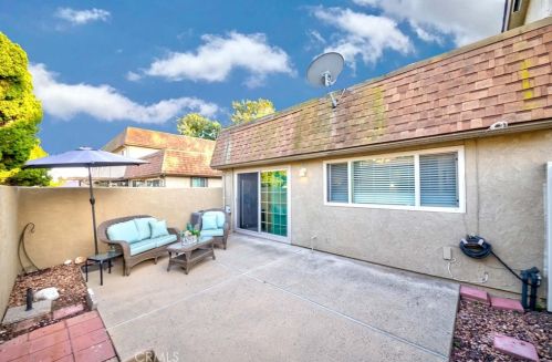 5180 Dover Dr, Buena Park CA  90623-2313 exterior