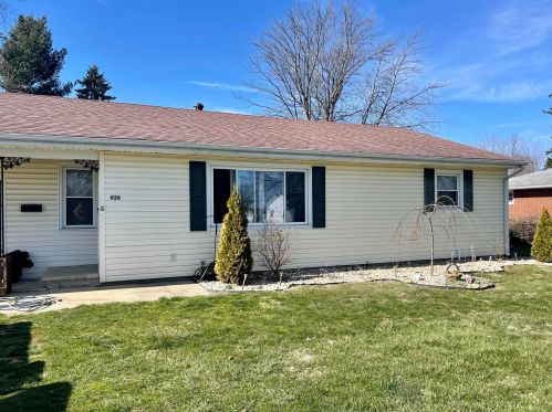 626 Albin Ave, Washington Ch, OH 43160-2406
