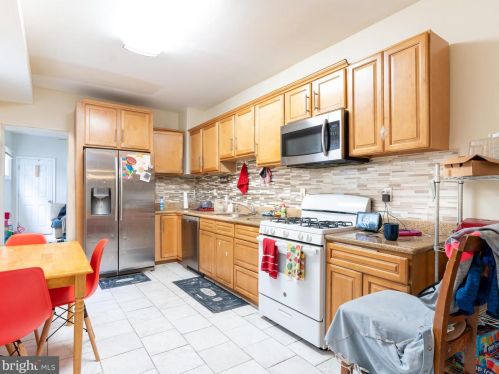 578 Clinton St, Camden NJ  08103-1330 exterior