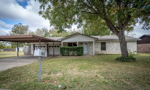 8036 Raymond Ave, Fort Worth, TX 76108-1709