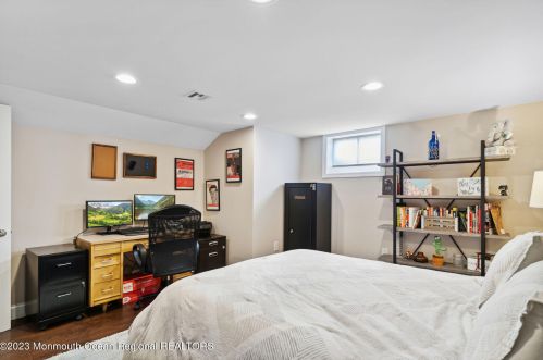 542 California Ave, Bricktown NJ 08724-1402 exterior