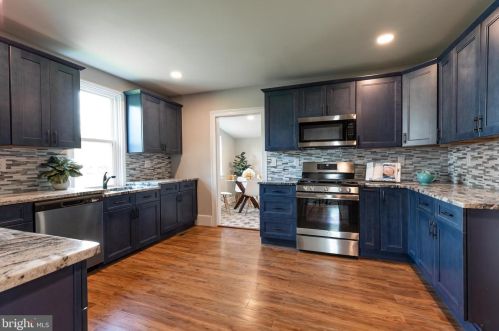 103 Allentown Rd, Souderton, PA 18964-2205