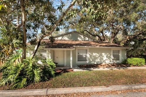 14657 Pine Glen Cir, Lutz, FL 33559-3289